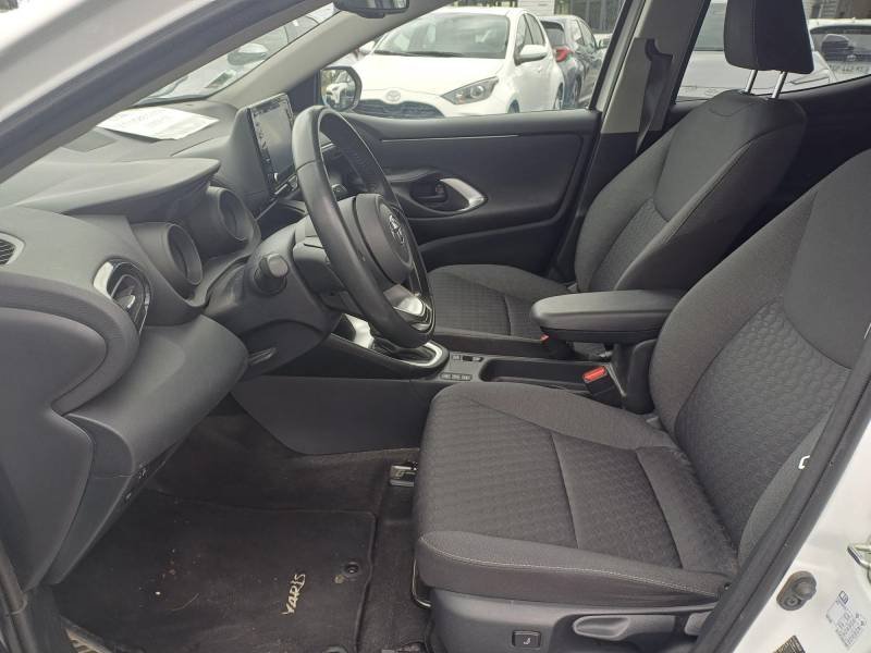 Toyota Yaris - Photo 17
