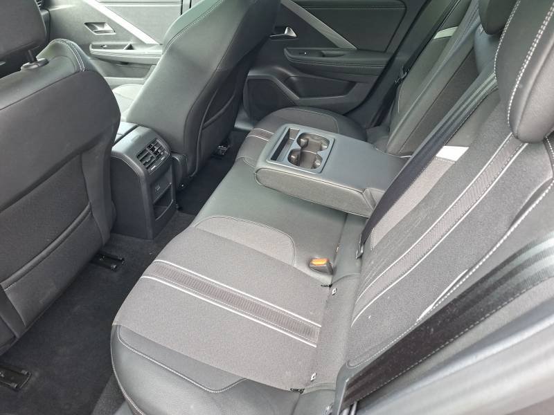 Opel Astra - Photo 17