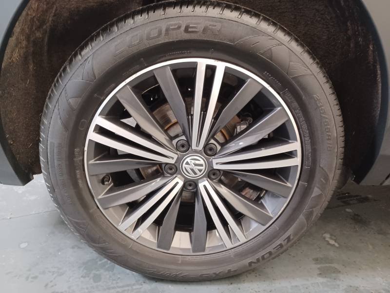 Volkswagen Tiguan Allspace - Photo 9