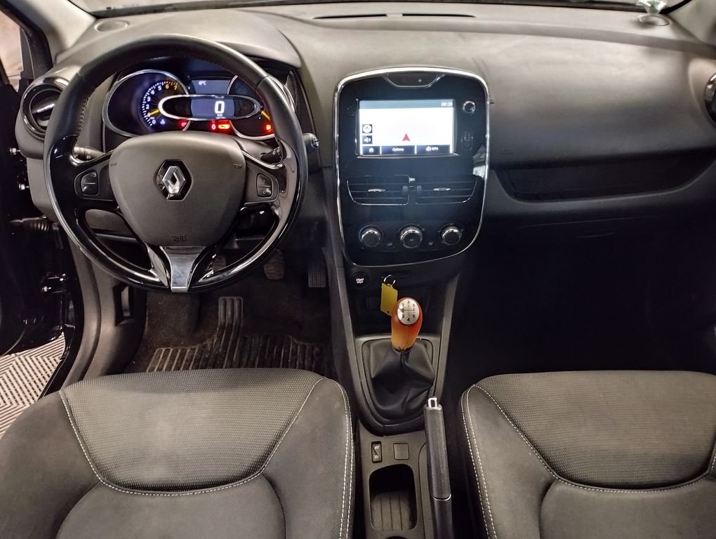 Renault Clio - Photo 3