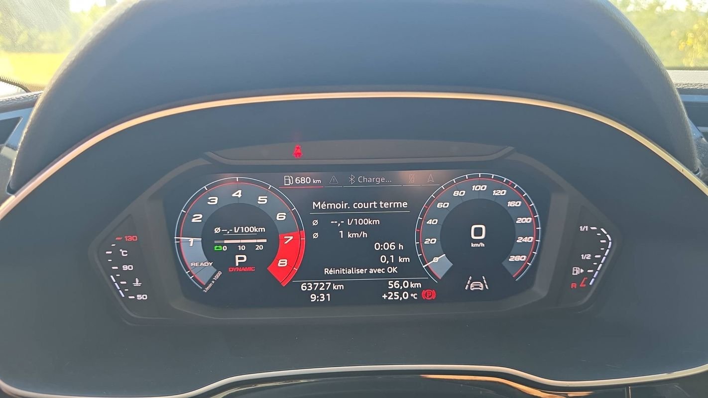 Audi Q3 - Photo 12