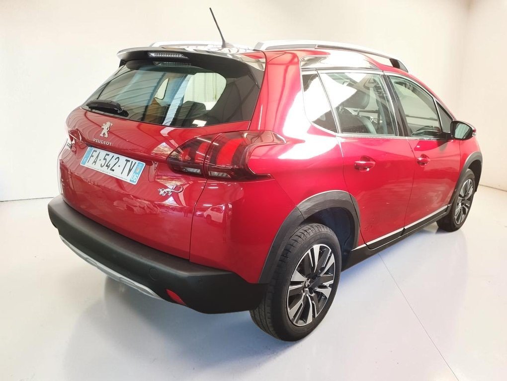 Peugeot 2008 - Photo 2