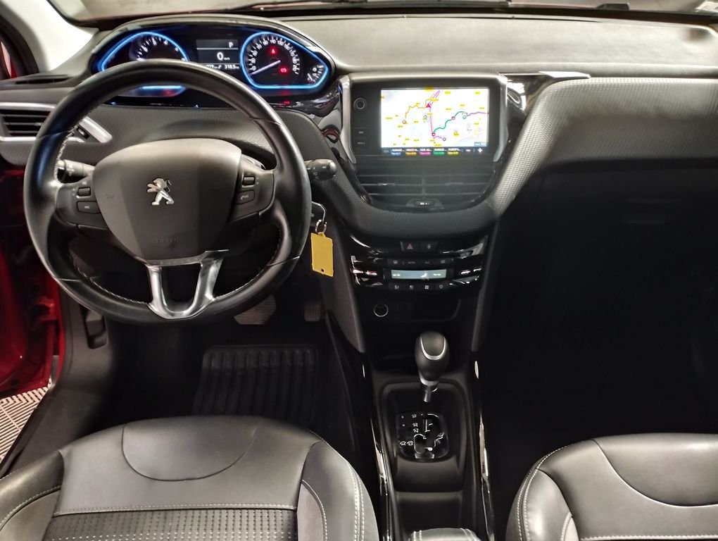 Peugeot 2008 - Photo 3