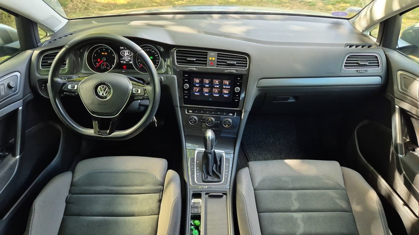 Volkswagen Golf SW - Photo 11