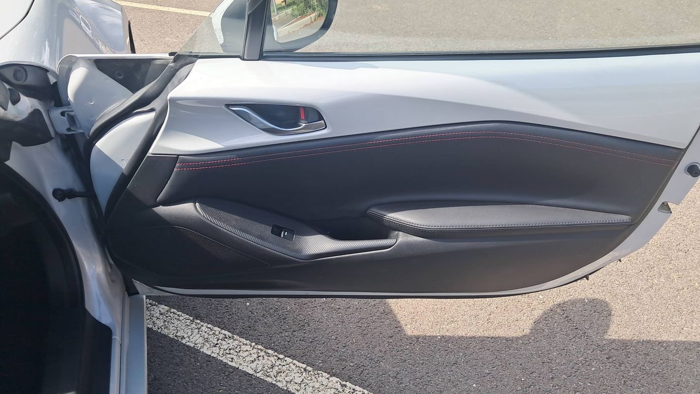 Mazda MX-5 - Photo 22