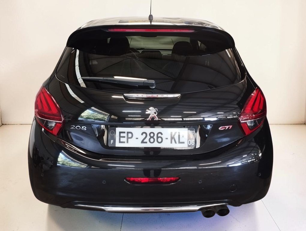 Peugeot 208 - Photo 5