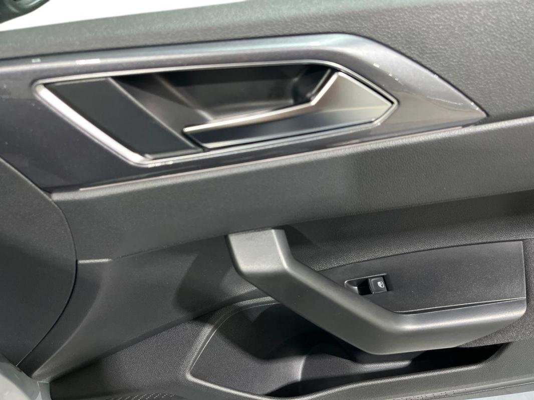 Volkswagen Polo - Photo 15