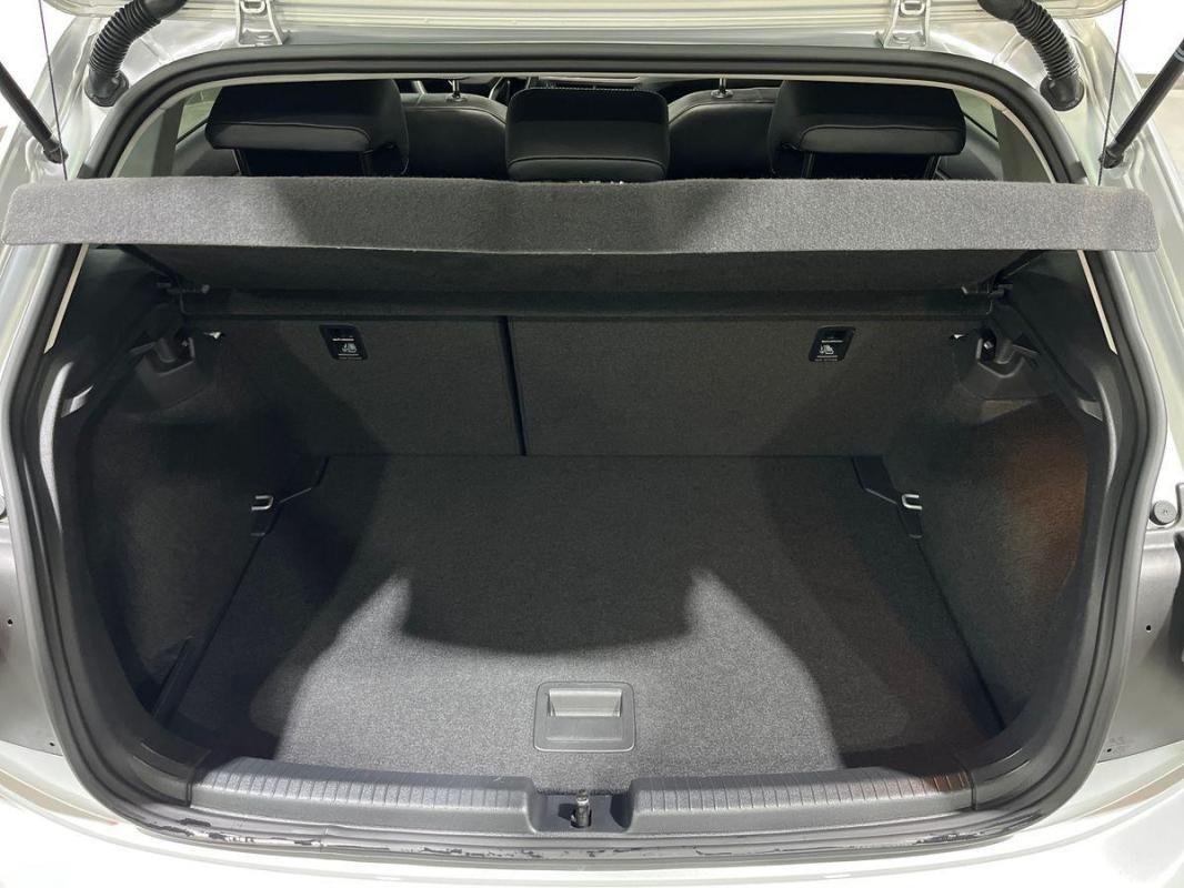 Volkswagen Polo - Photo 31