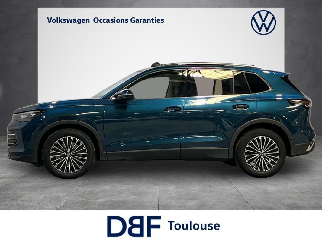 Volkswagen Tiguan - Photo 2
