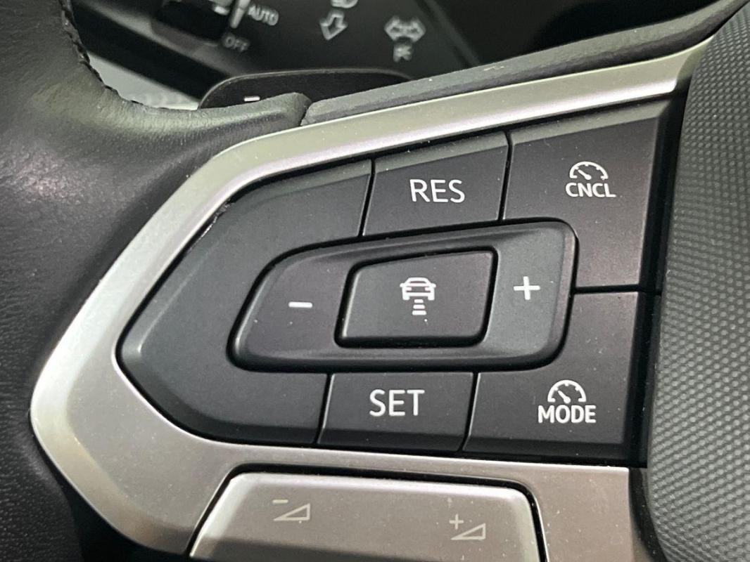 Volkswagen Tiguan - Photo 21