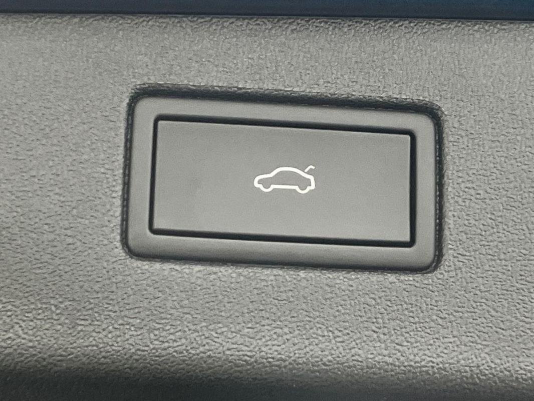 Volkswagen Tiguan - Photo 34