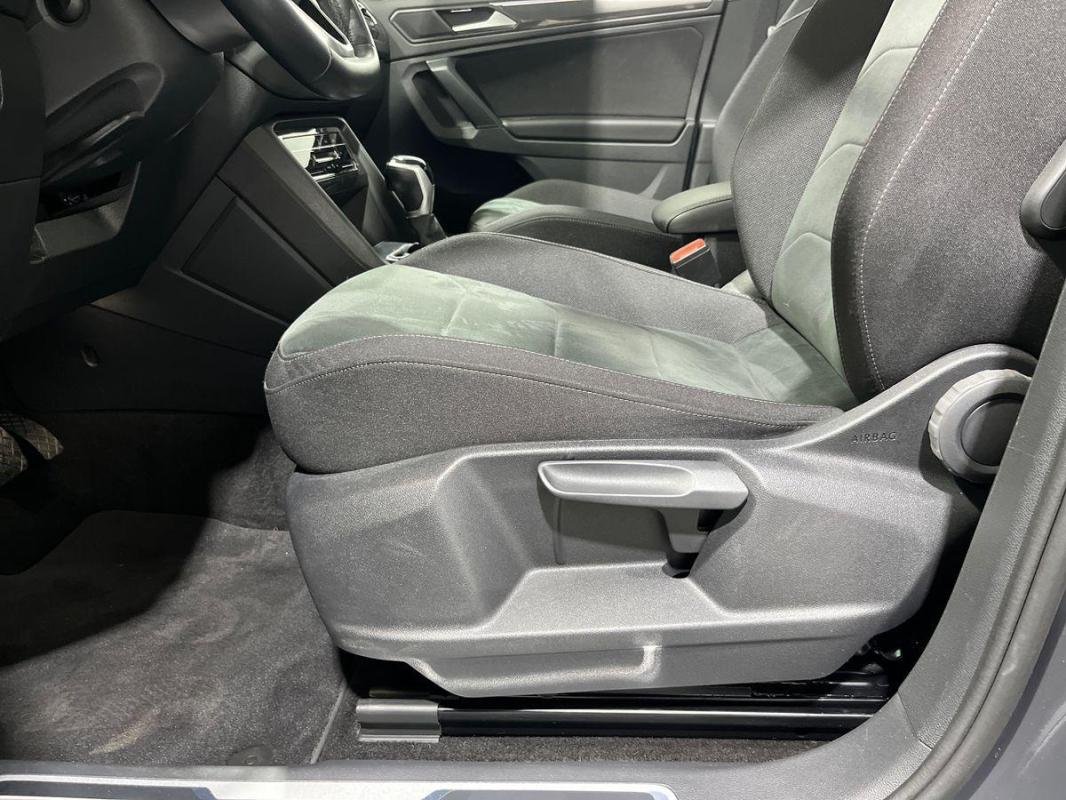 Volkswagen Tiguan - Photo 14