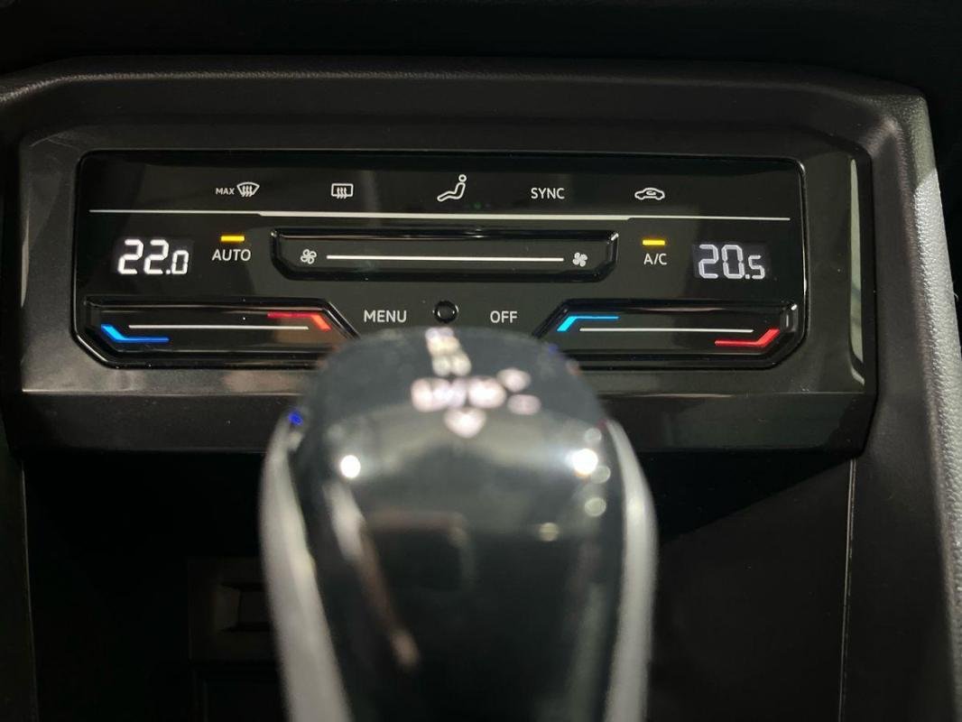 Volkswagen Tiguan - Photo 19