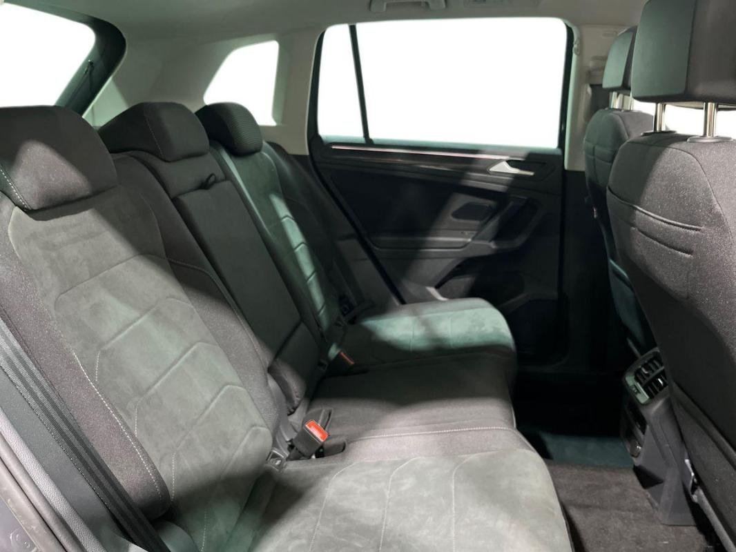 Volkswagen Tiguan - Photo 23