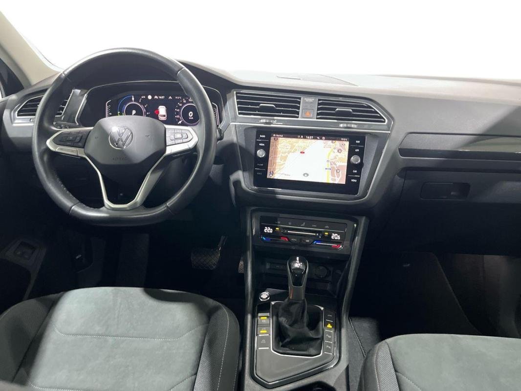 Volkswagen Tiguan - Photo 8