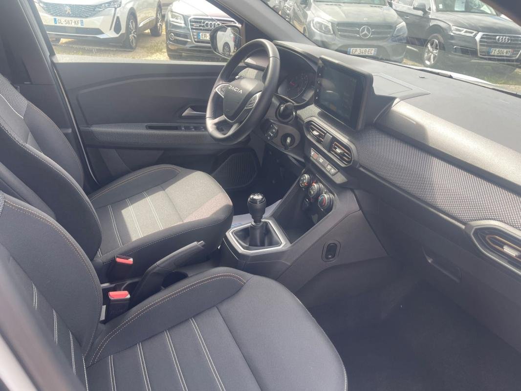 Dacia Sandero - Photo 12