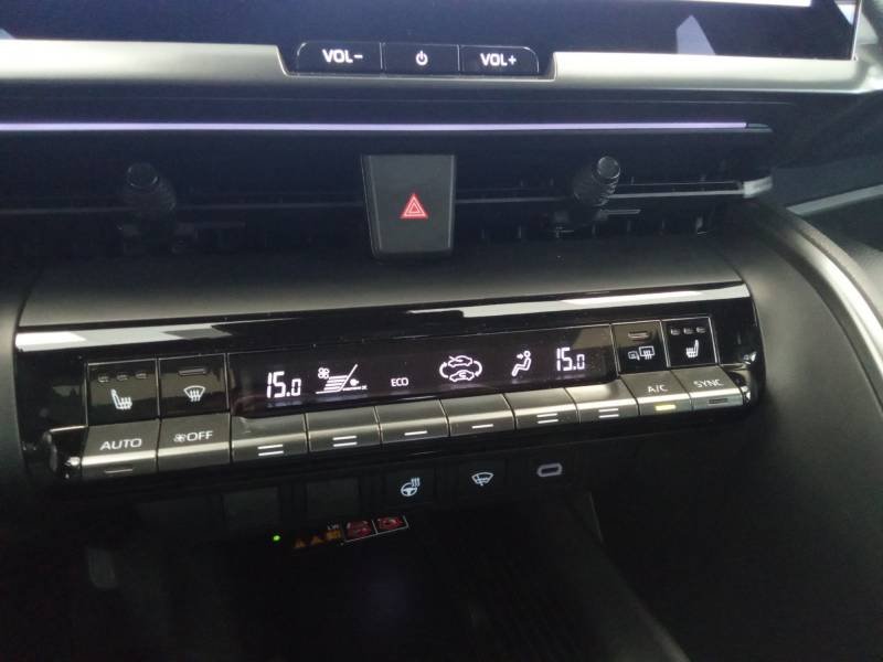 Toyota C-HR - Photo 28
