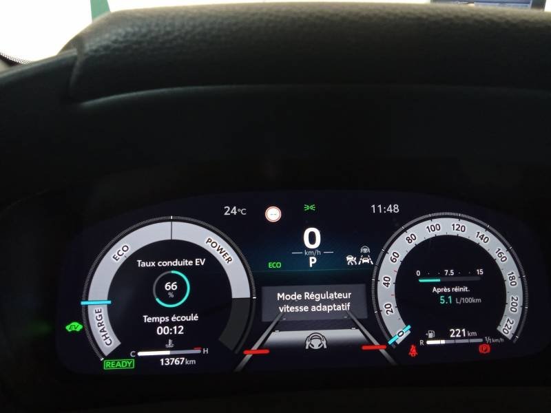 Toyota C-HR - Photo 33