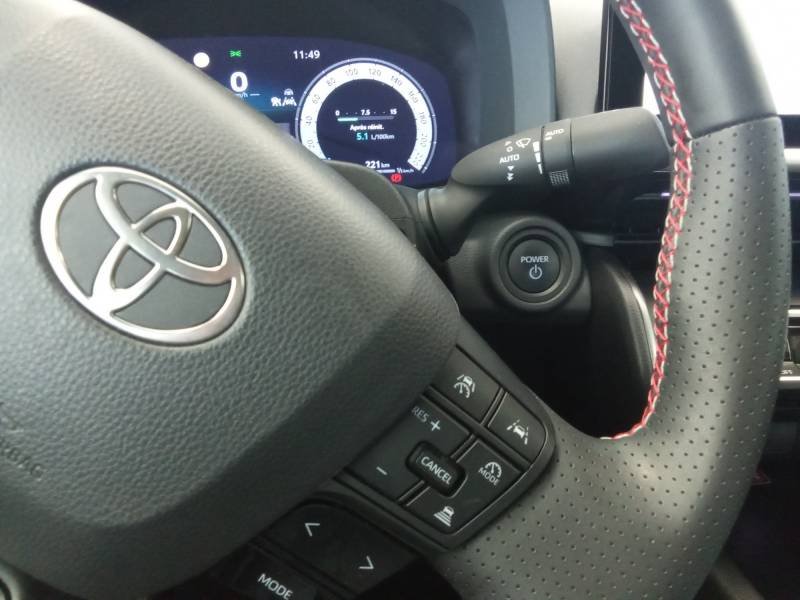Toyota C-HR - Photo 36