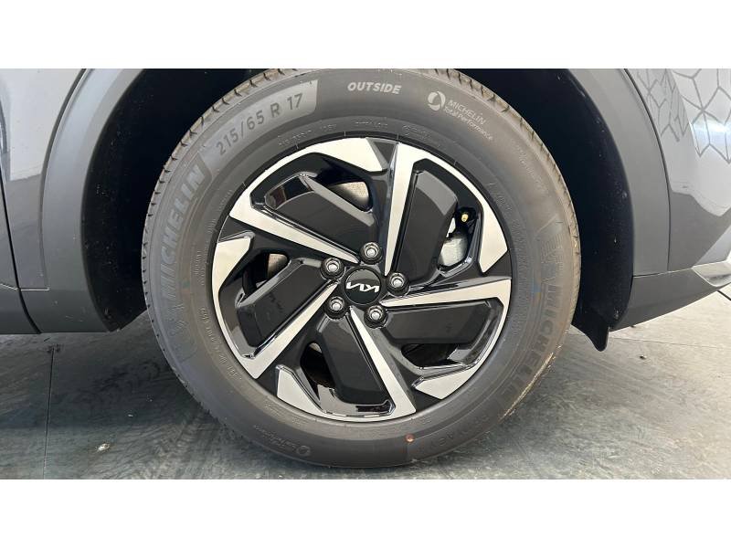 Kia Sportage - Photo 17