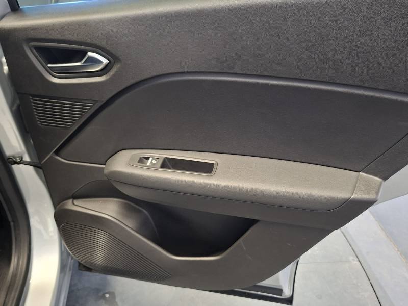 Renault Captur - Photo 18