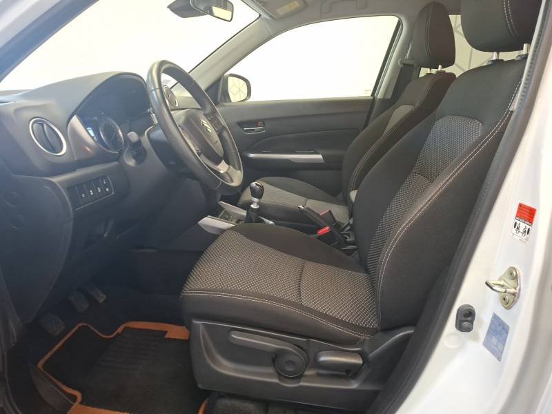 Suzuki Vitara - Photo 13