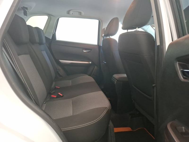 Suzuki Vitara - Photo 16