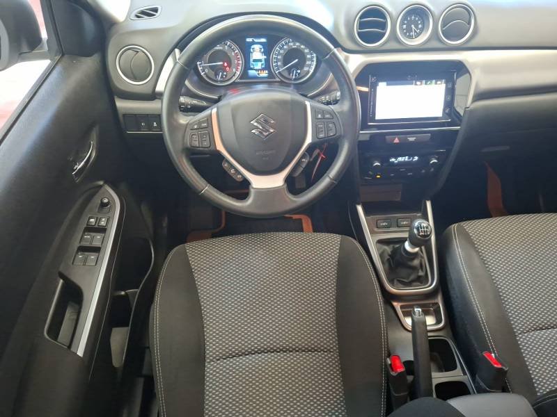 Suzuki Vitara - Photo 19
