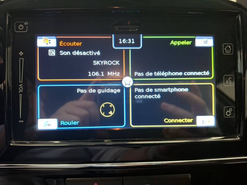 Suzuki Vitara - Photo 28