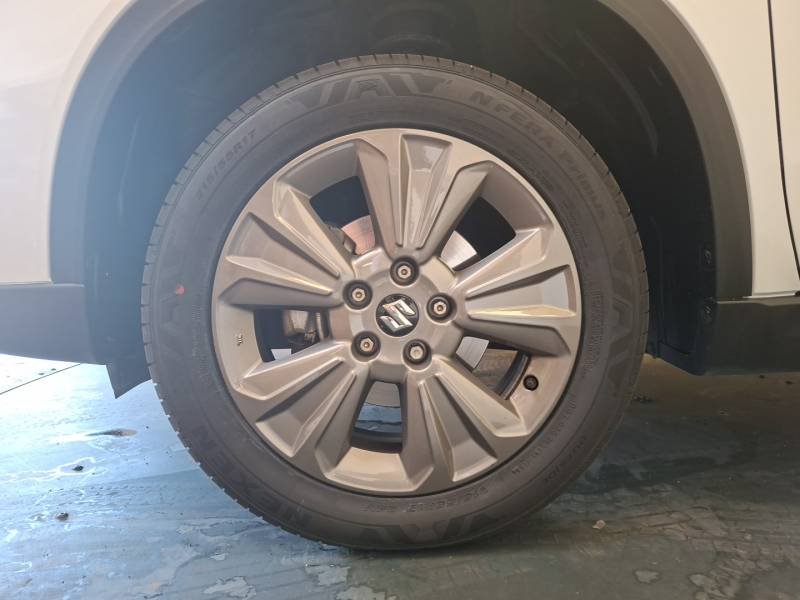 Suzuki Vitara - Photo 9
