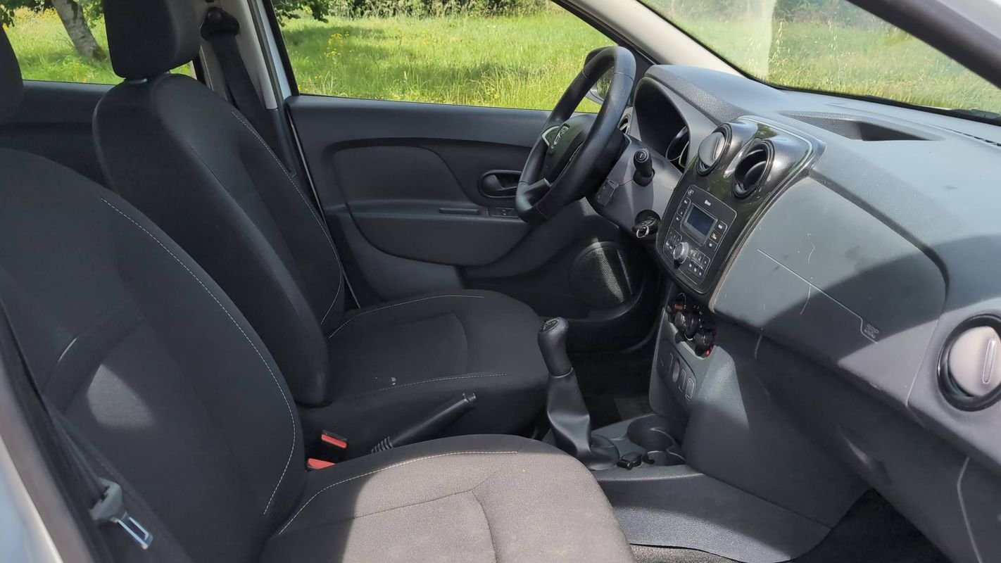 Dacia Sandero - Photo 25