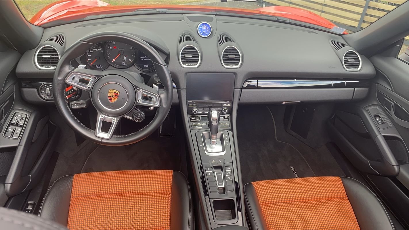 Porsche 718 Boxster - Photo 11