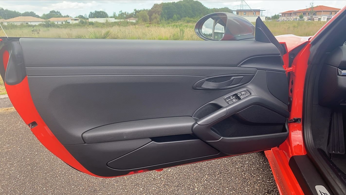 Porsche 718 Boxster - Photo 7