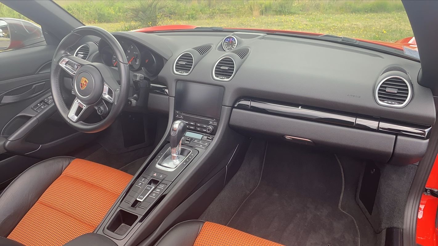 Porsche 718 Boxster - Photo 10