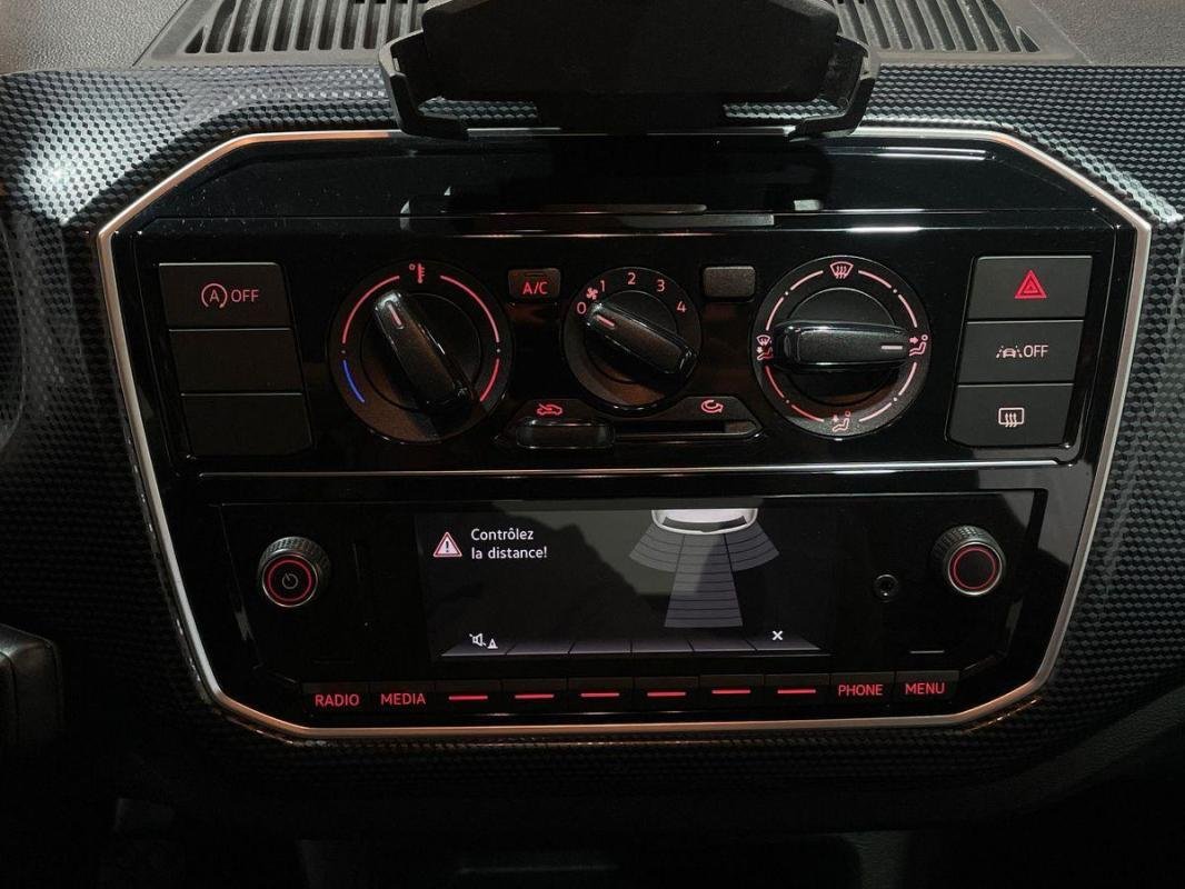Volkswagen Up! - Photo 16