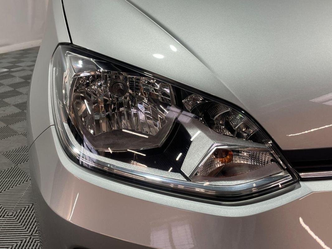Volkswagen Up! - Photo 22