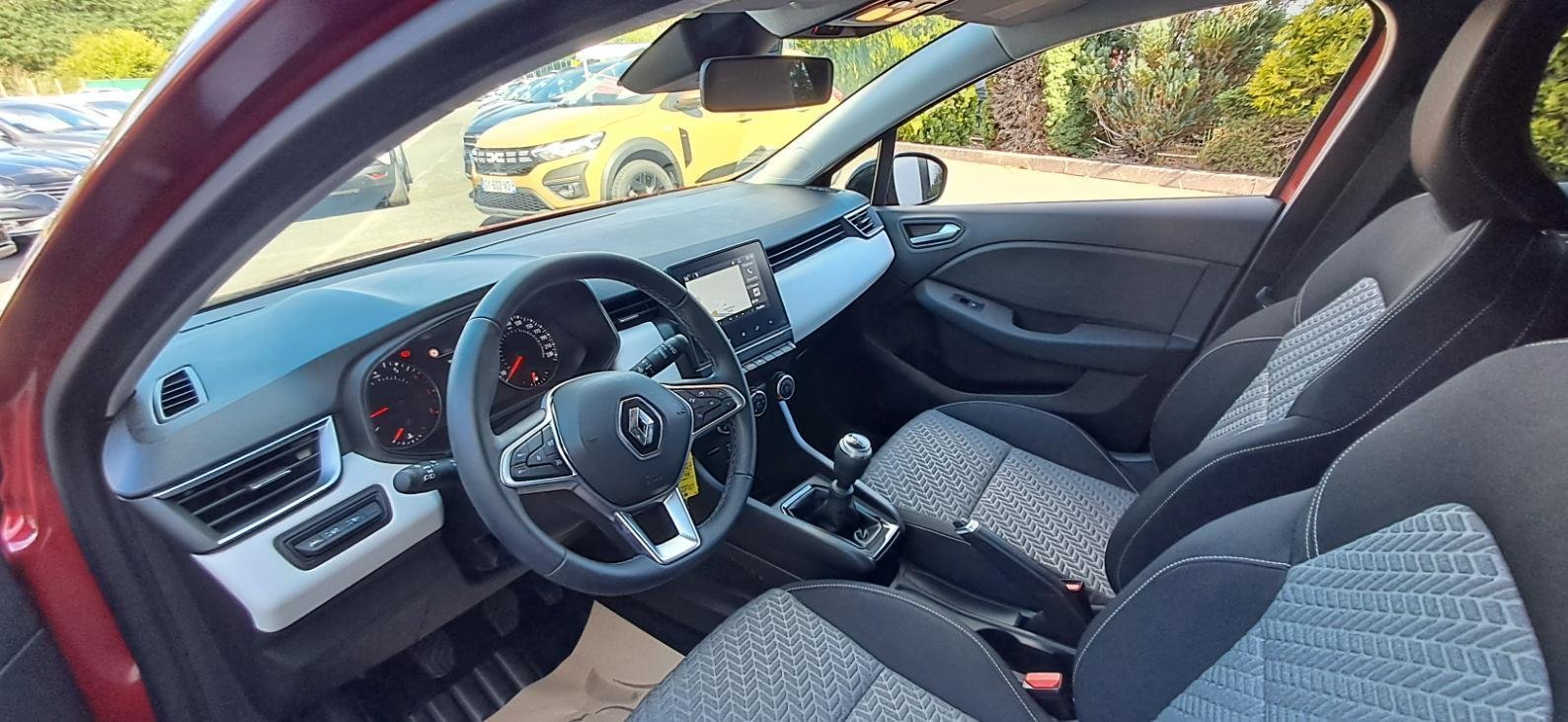 Renault Clio - Photo 14