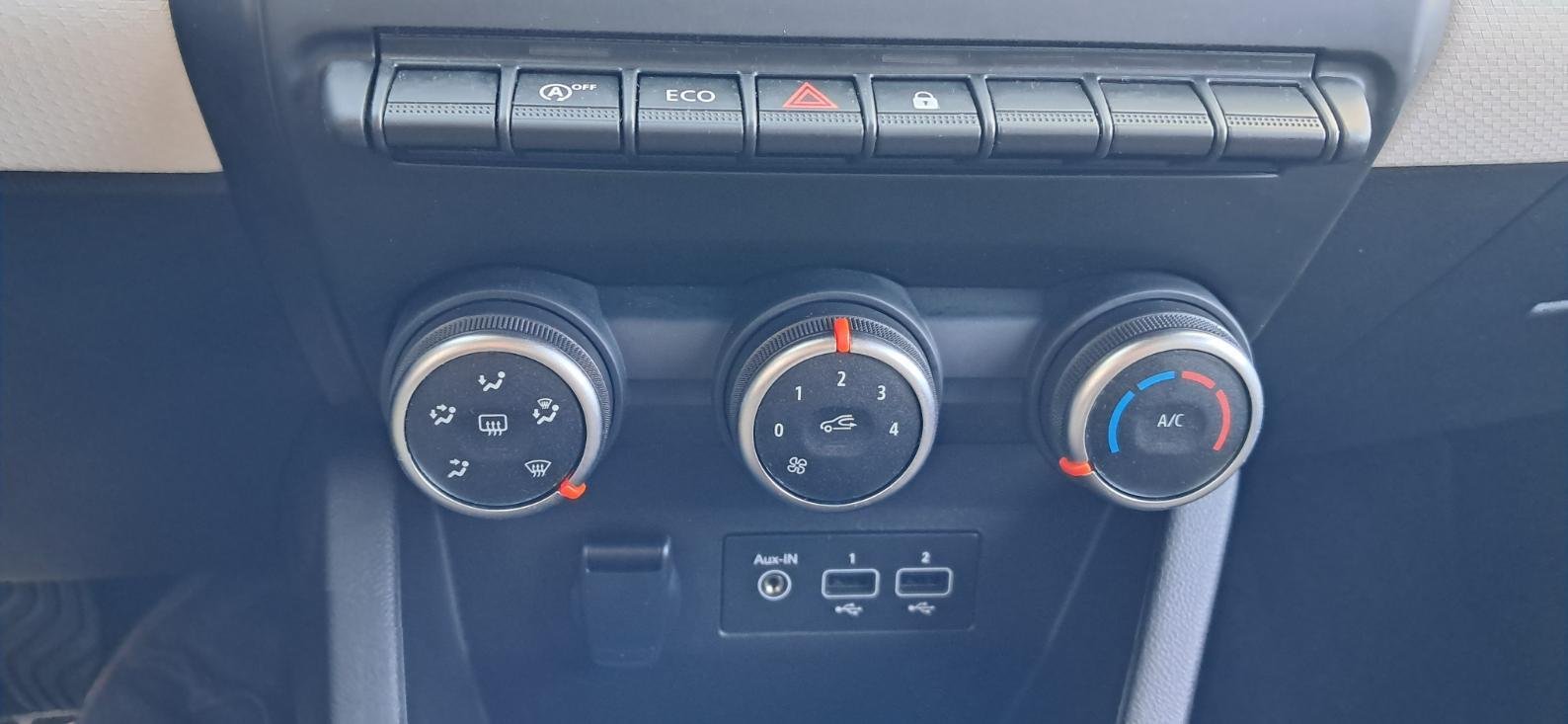 Renault Clio - Photo 17