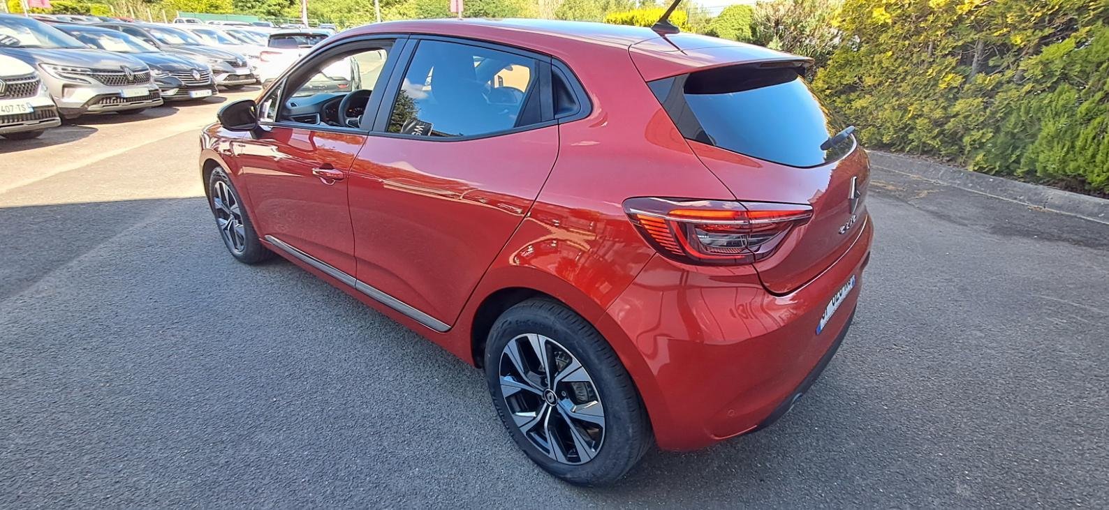 Renault Clio - Photo 6