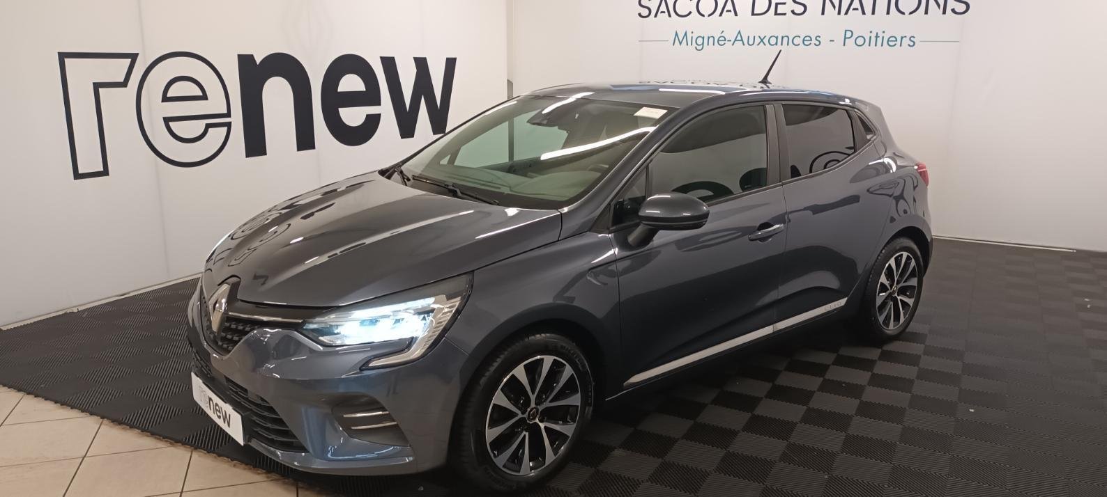 Renault Clio - Photo 15