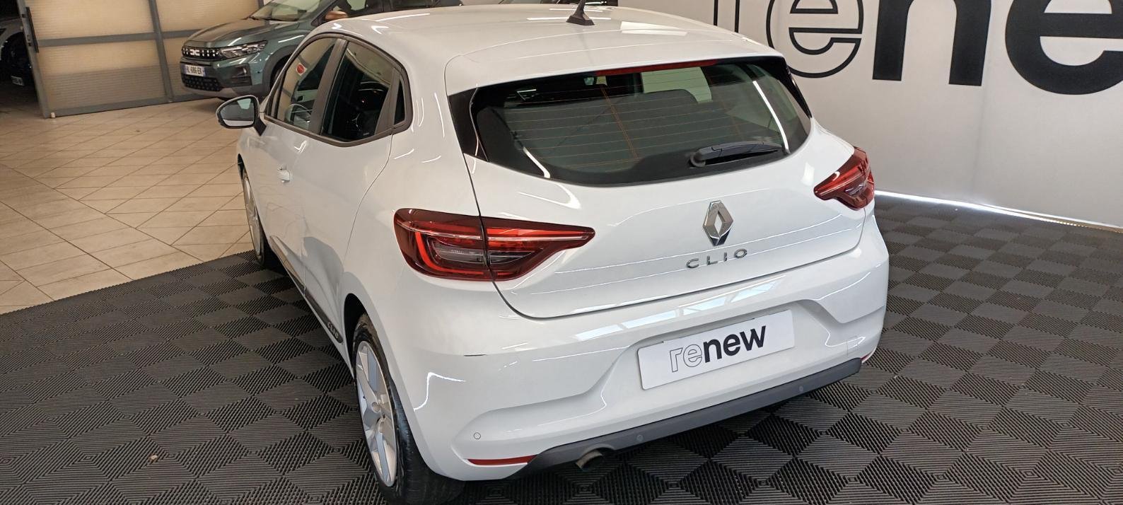 Renault Clio - Photo 17