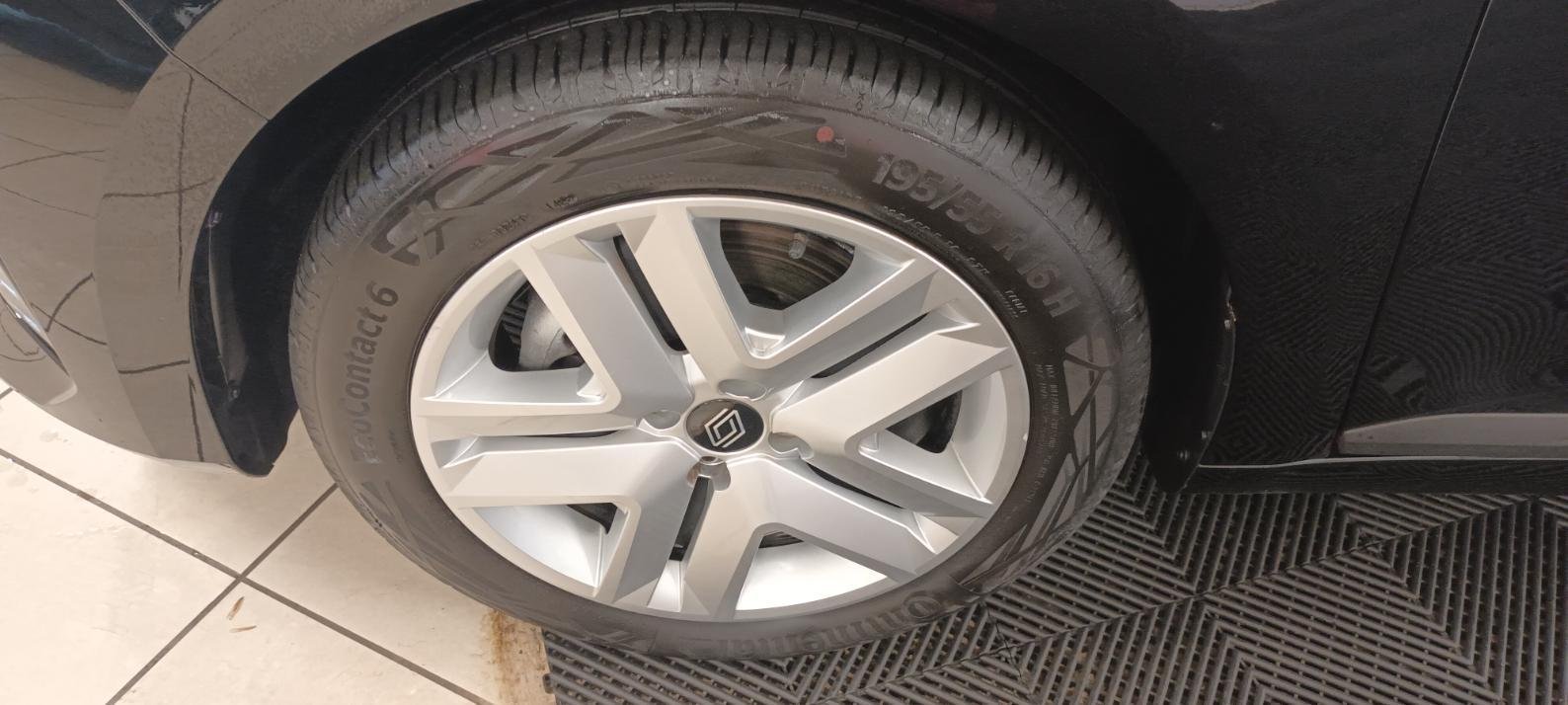 Renault Clio - Photo 10