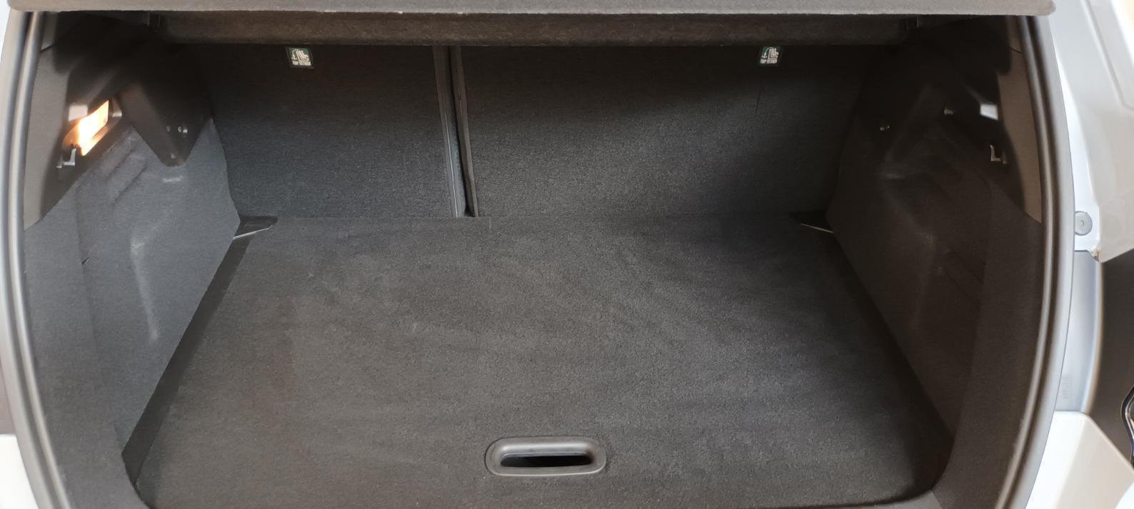 Renault Captur - Photo 17