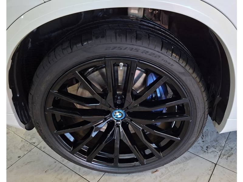 BMW X5 - Photo 8