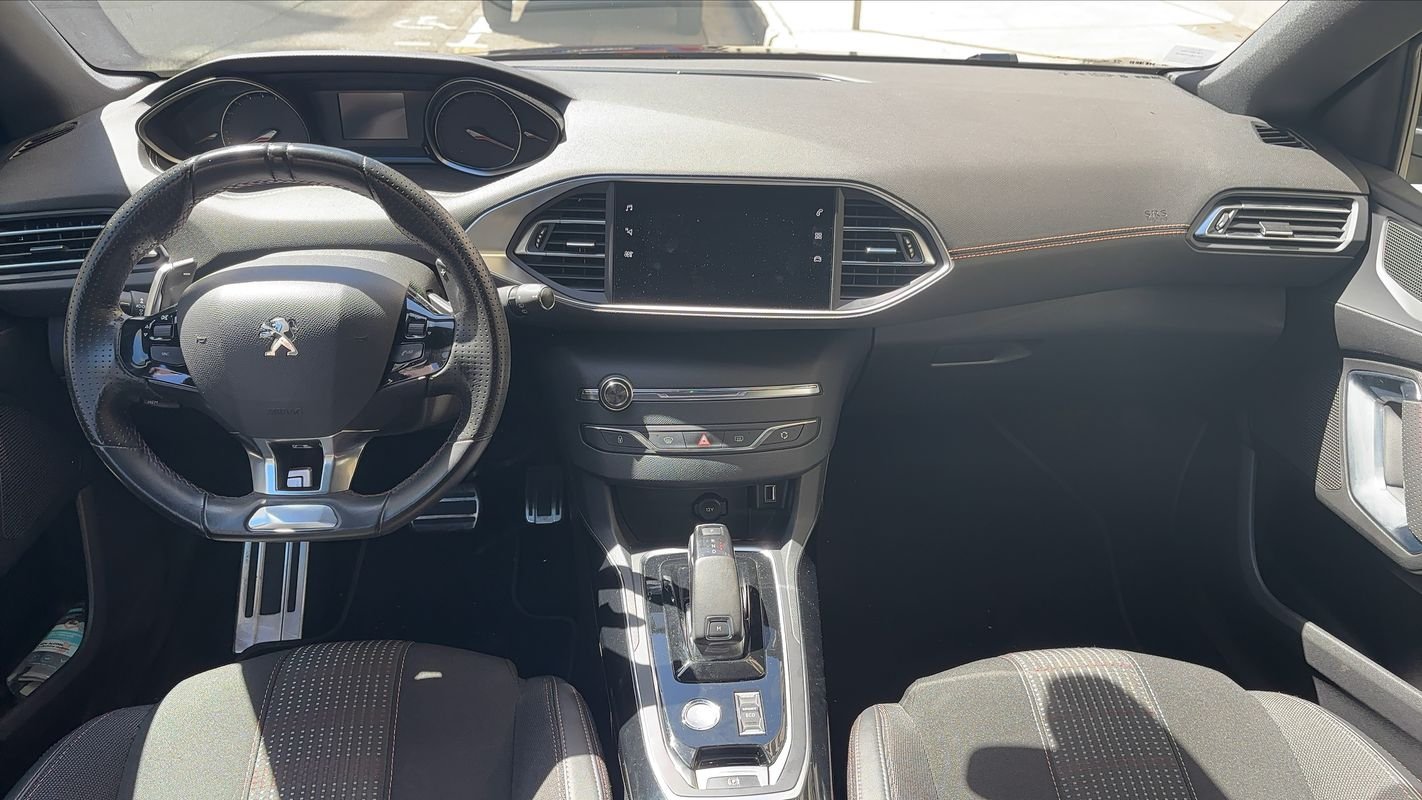 Peugeot 308 - Photo 11
