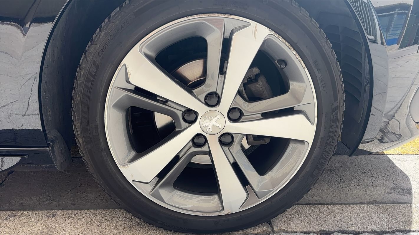 Peugeot 308 - Photo 17