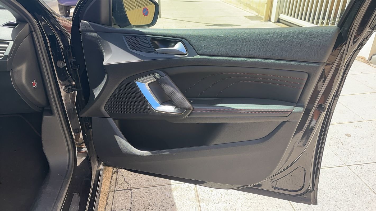 Peugeot 308 - Photo 23