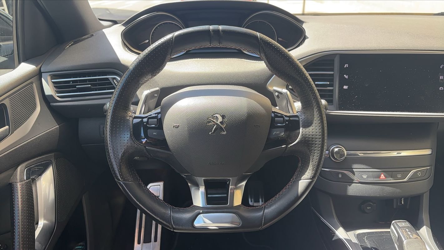 Peugeot 308 - Photo 24
