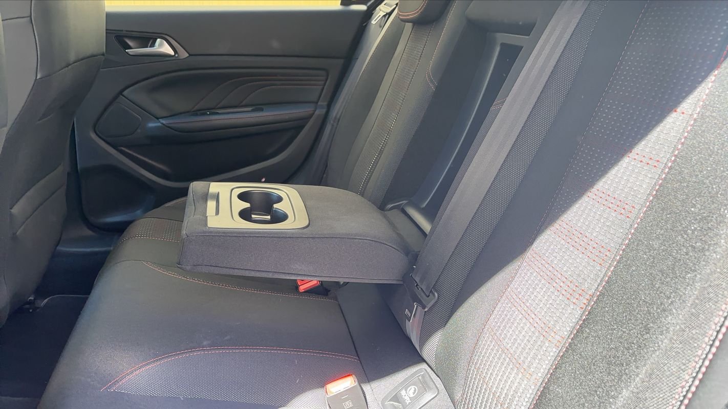 Peugeot 308 - Photo 28
