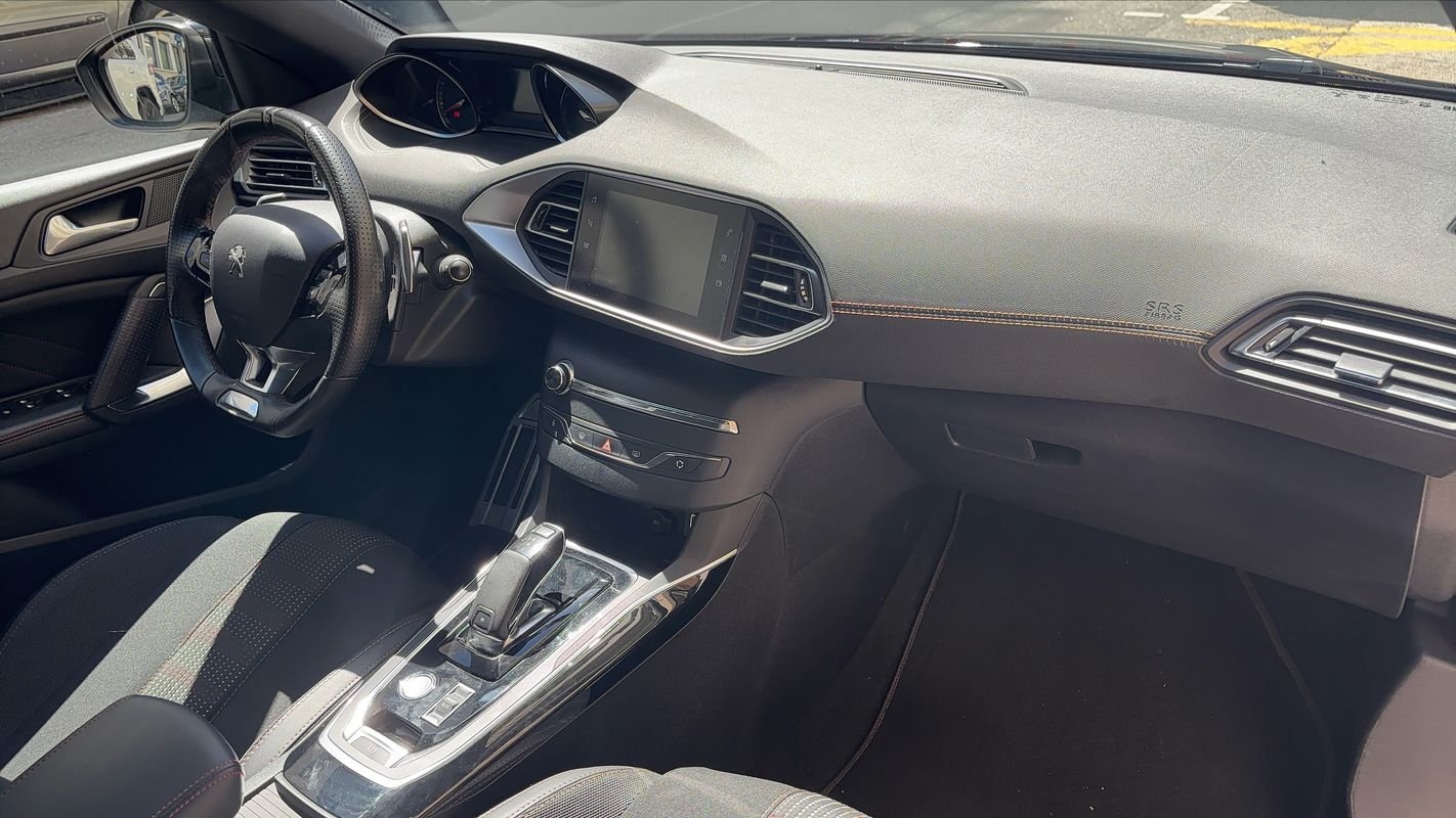 Peugeot 308 - Photo 10